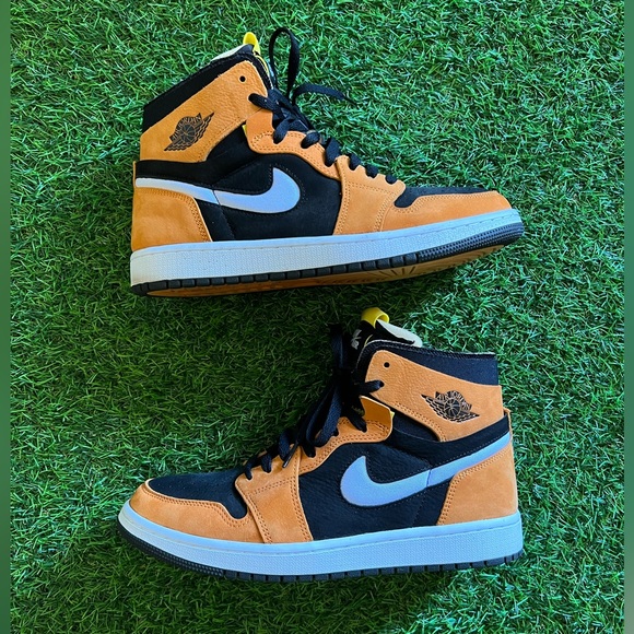 Air Jordan 1 High ‘Rookie of the Year’ Sneakers - Picture 1 of 9